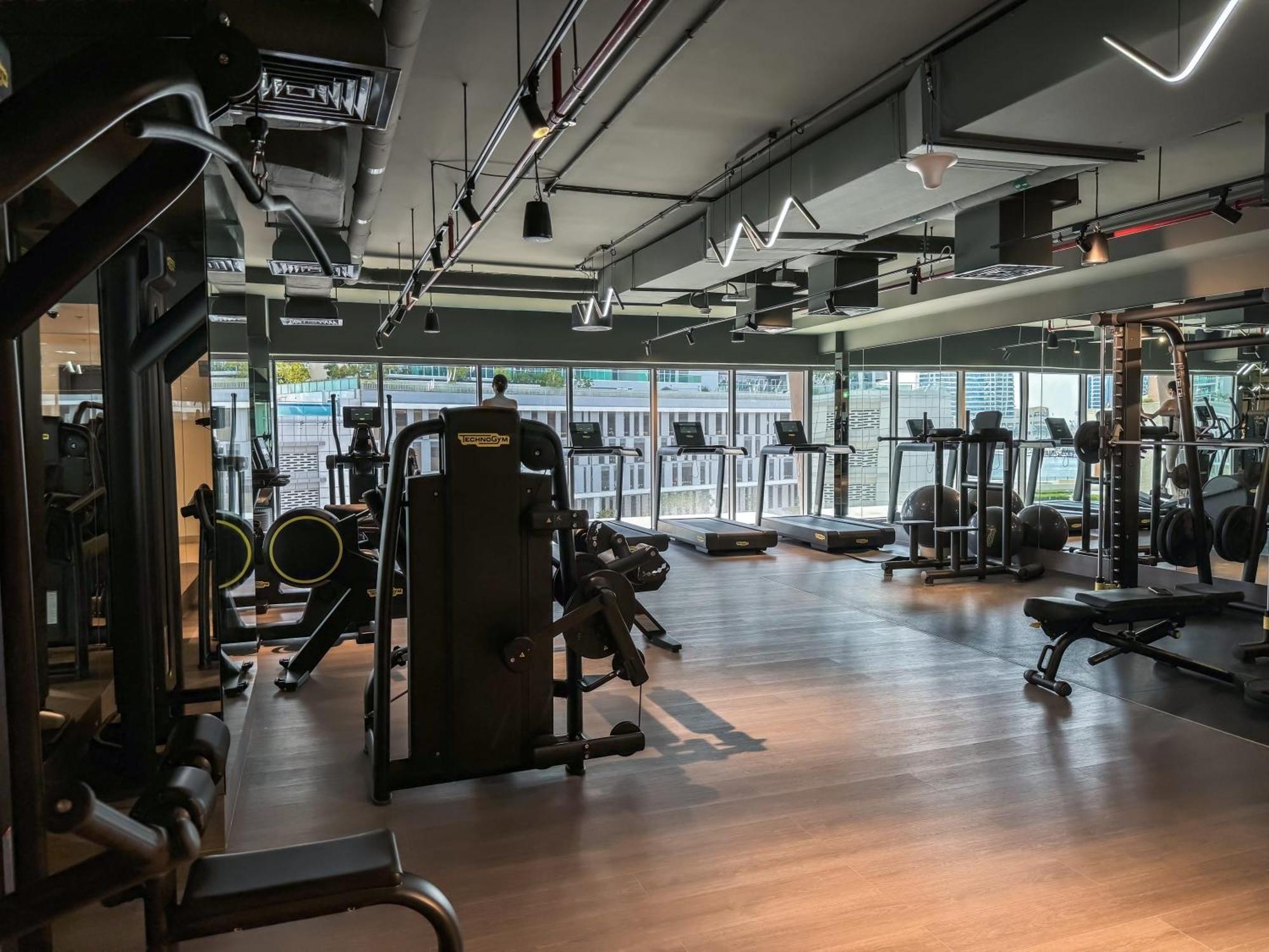 High Floor Burj Khalifa View 1br - Business Bay *