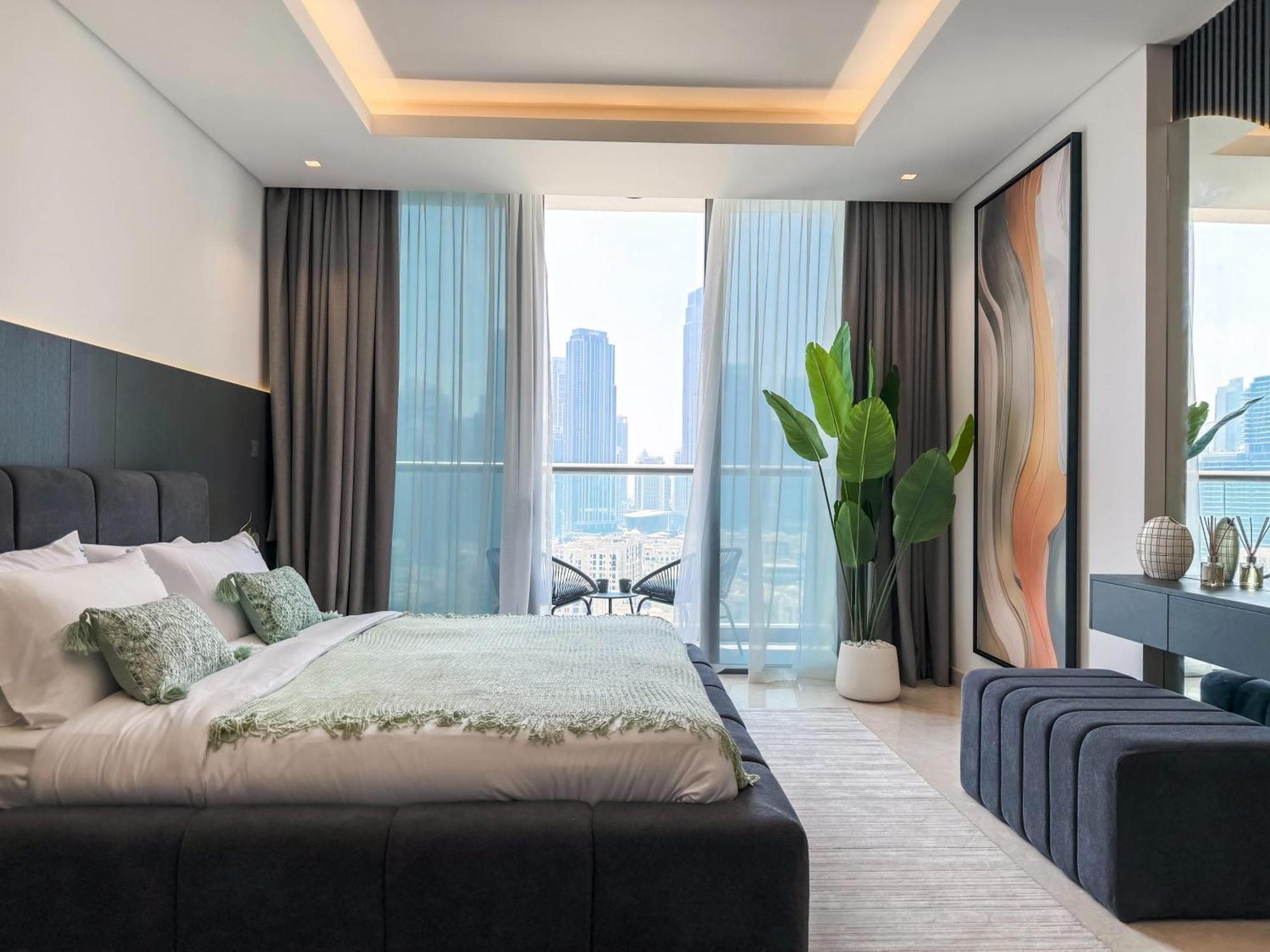 High Floor Burj Khalifa View 1br - Business Bay Apartment *