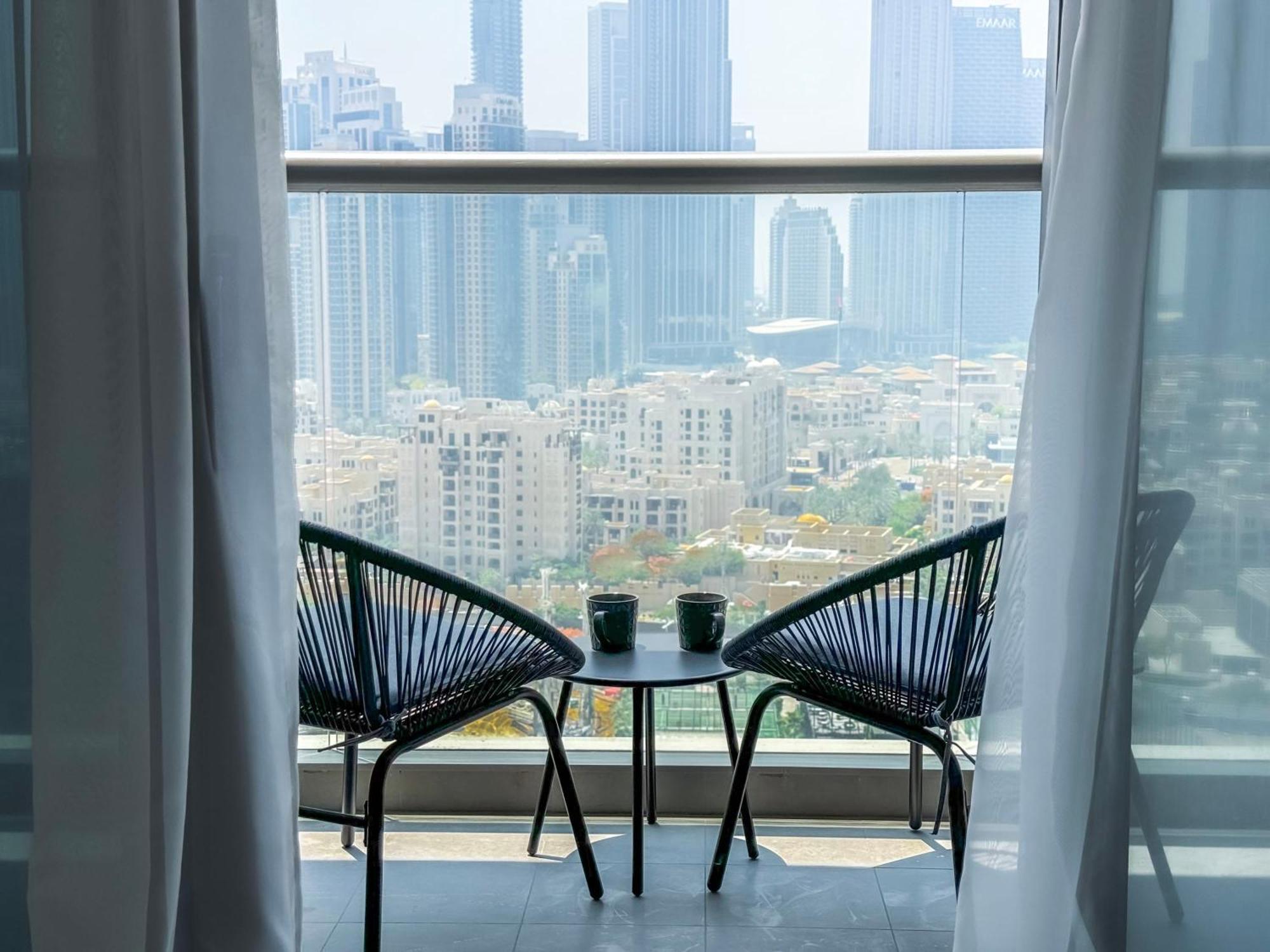 High Floor Burj Khalifa View 1br - Business Bay *